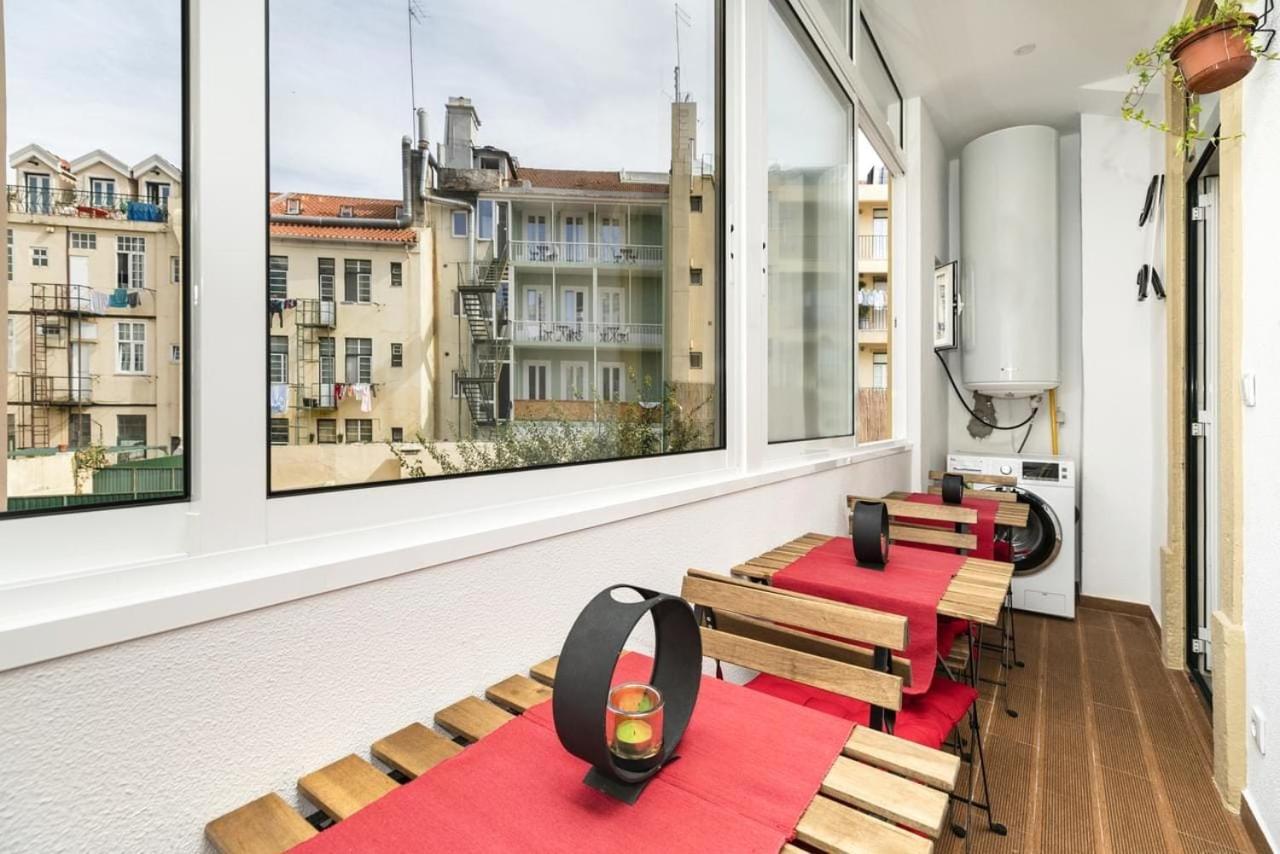 Retro M2 R4 - Lovely Double Room With Shared Bathroom Lisboa Екстериор снимка
